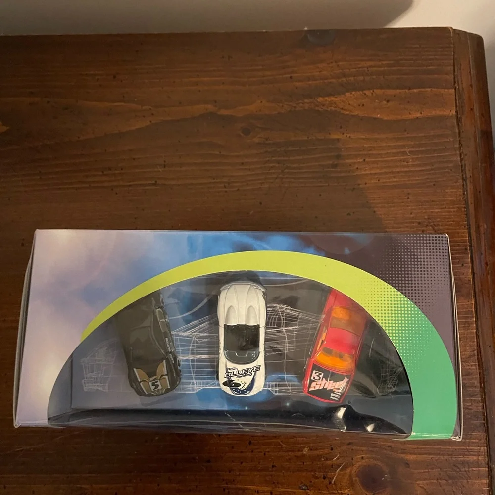 Hot Wheels Super Tuners Die-Cast Car Set!  New in box! - Picture 2 of 3